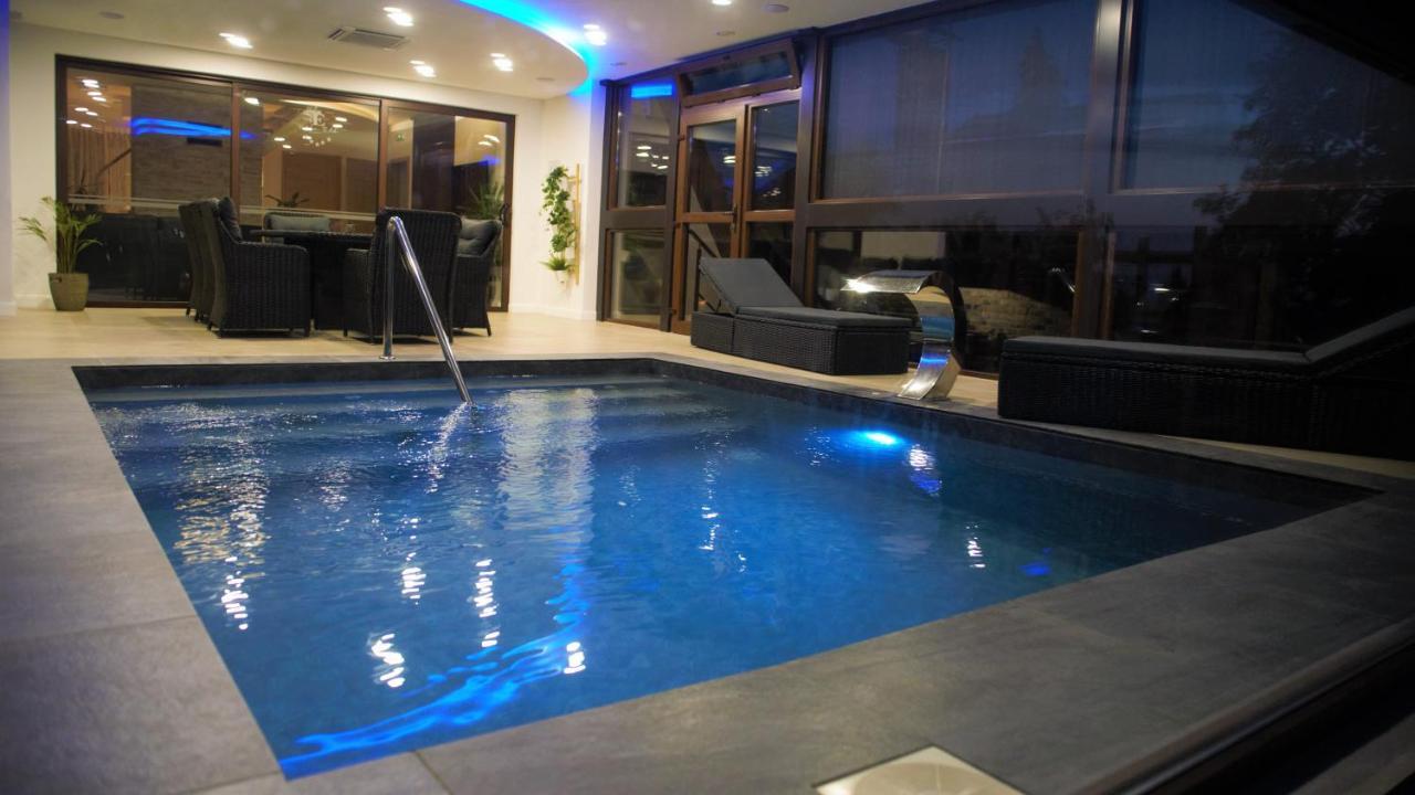 Villa Edl Elegant-Slavonija I Baranja Almás Kültér fotó